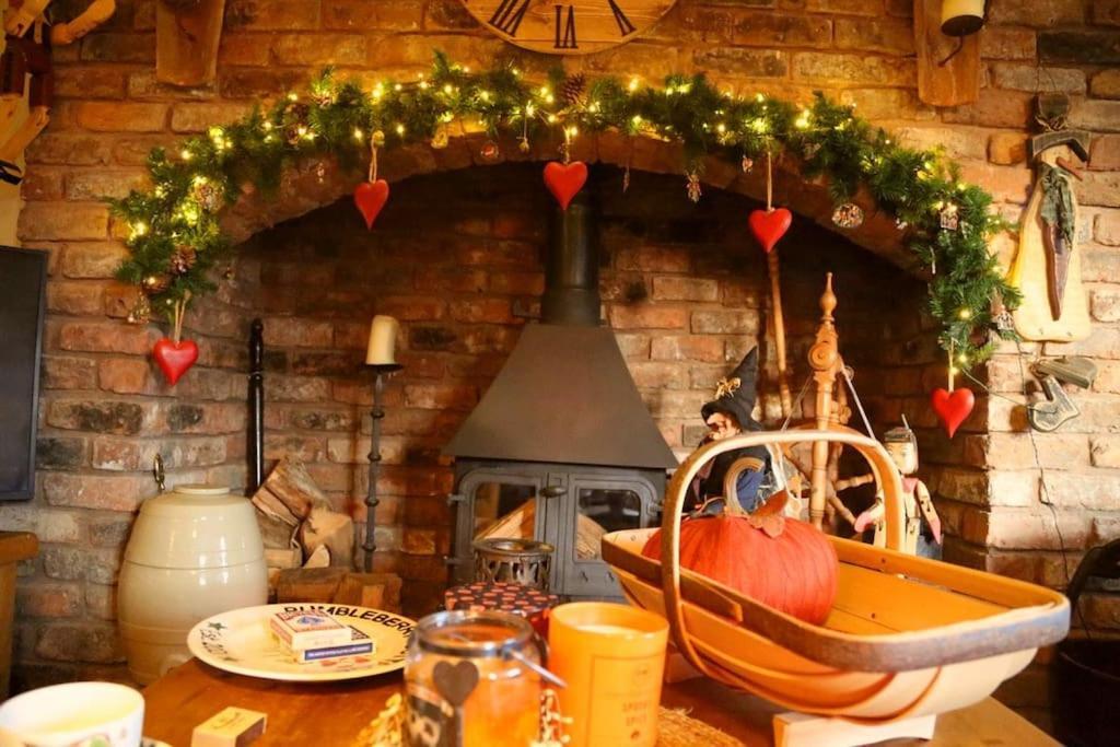 Bumbleberry Cottage Gresford 外观 照片